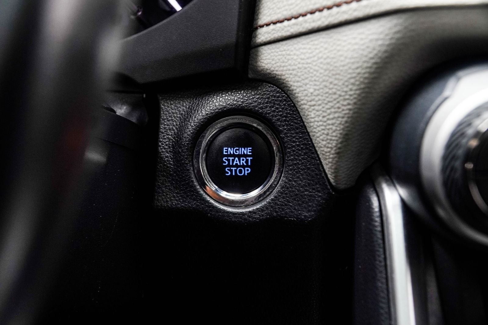 2020 Toyota RAV4 Limited