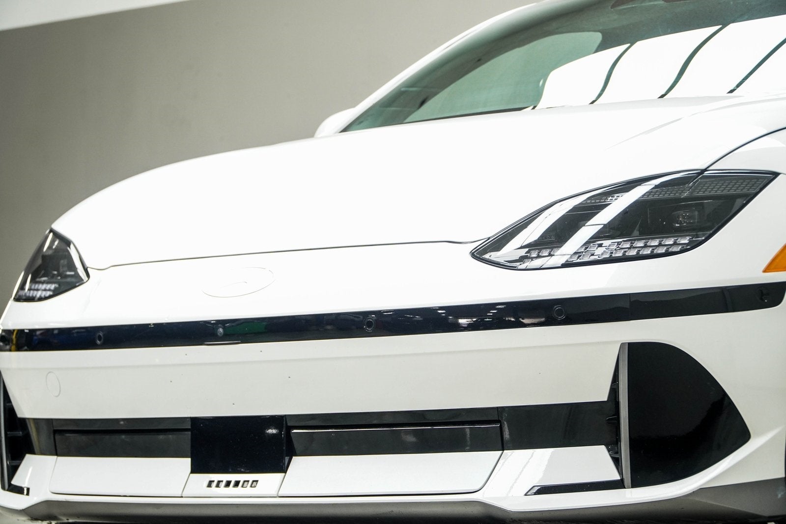 2024 Hyundai IONIQ 6 Limited