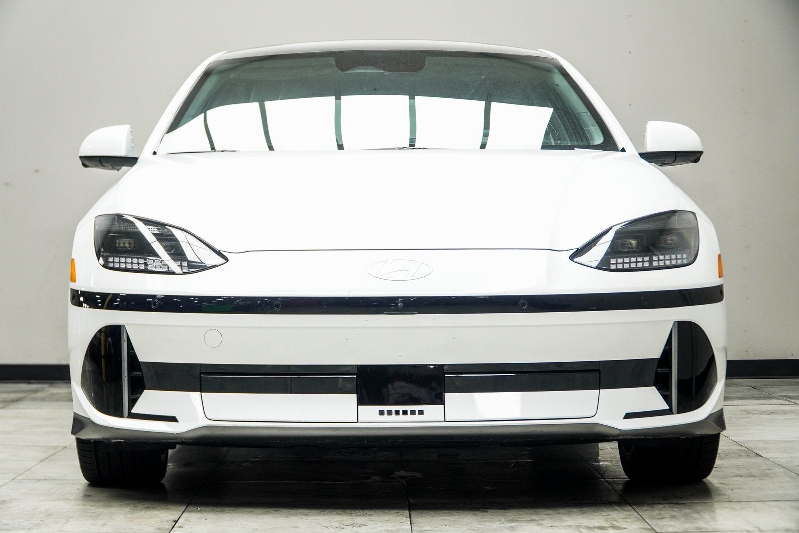 2024 Hyundai IONIQ 6 Limited