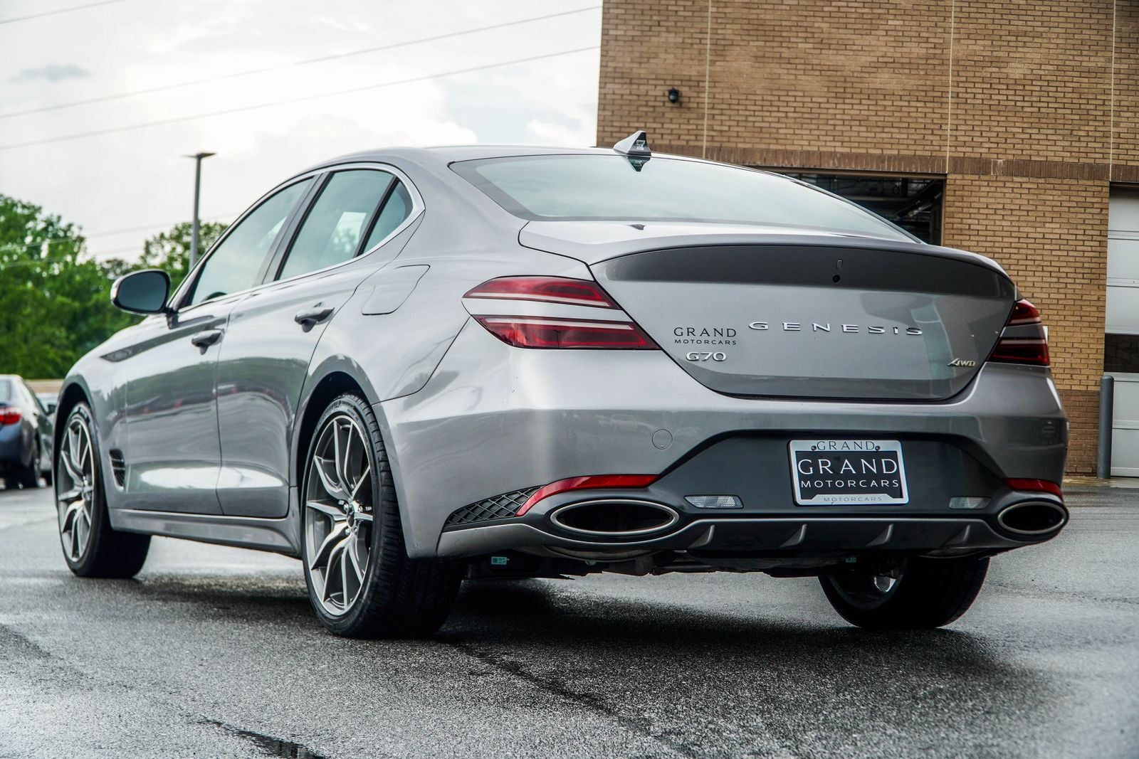 2025 Genesis G70 2.5T