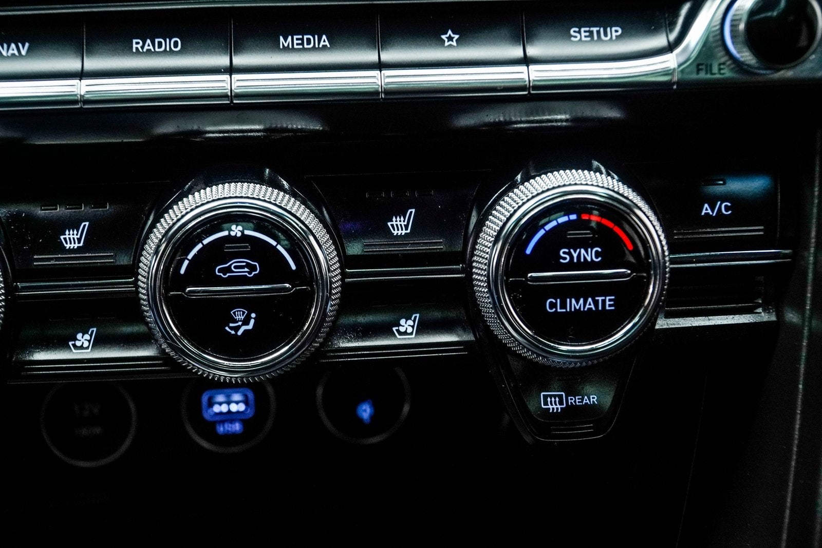 2023 Genesis G70 3.3T