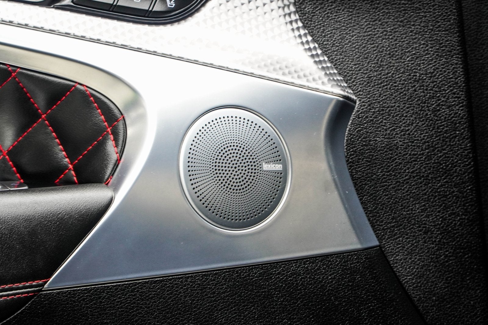 2023 Genesis G70 3.3T