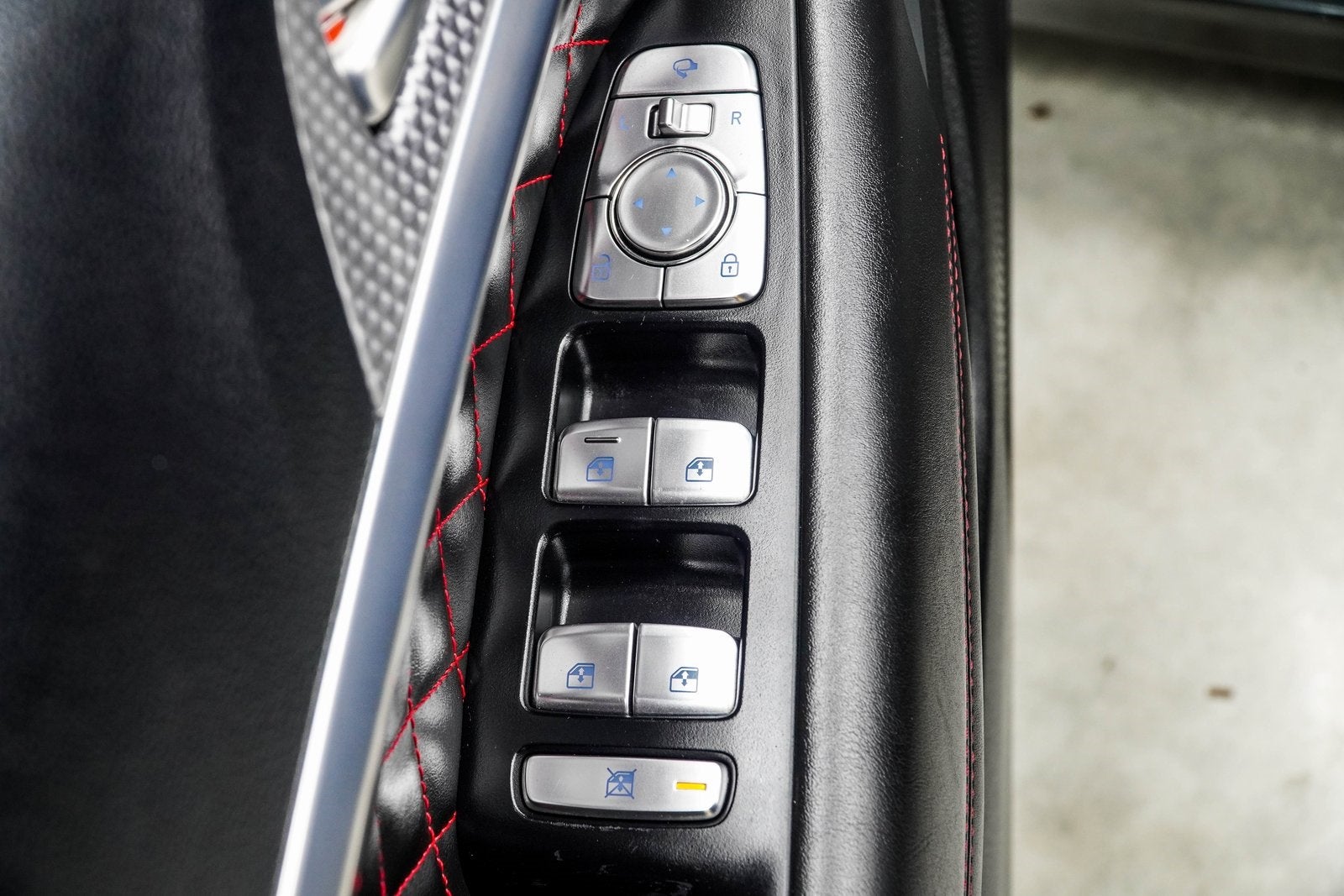 2023 Genesis G70 3.3T