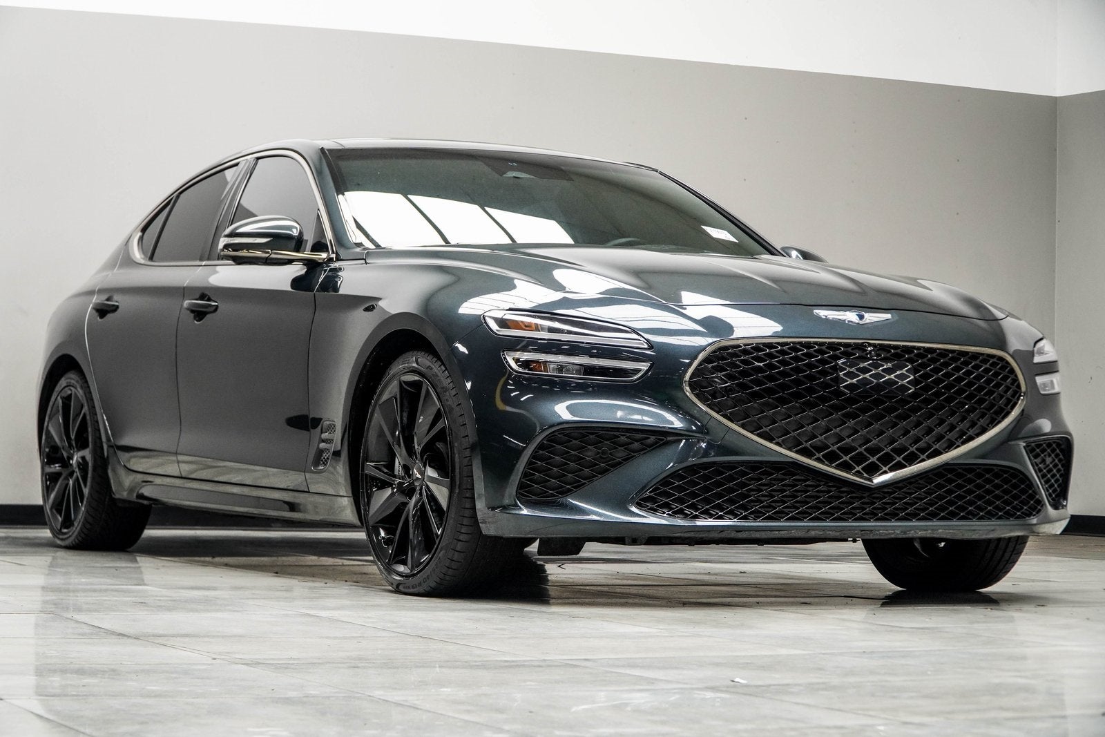 2023 Genesis G70 3.3T