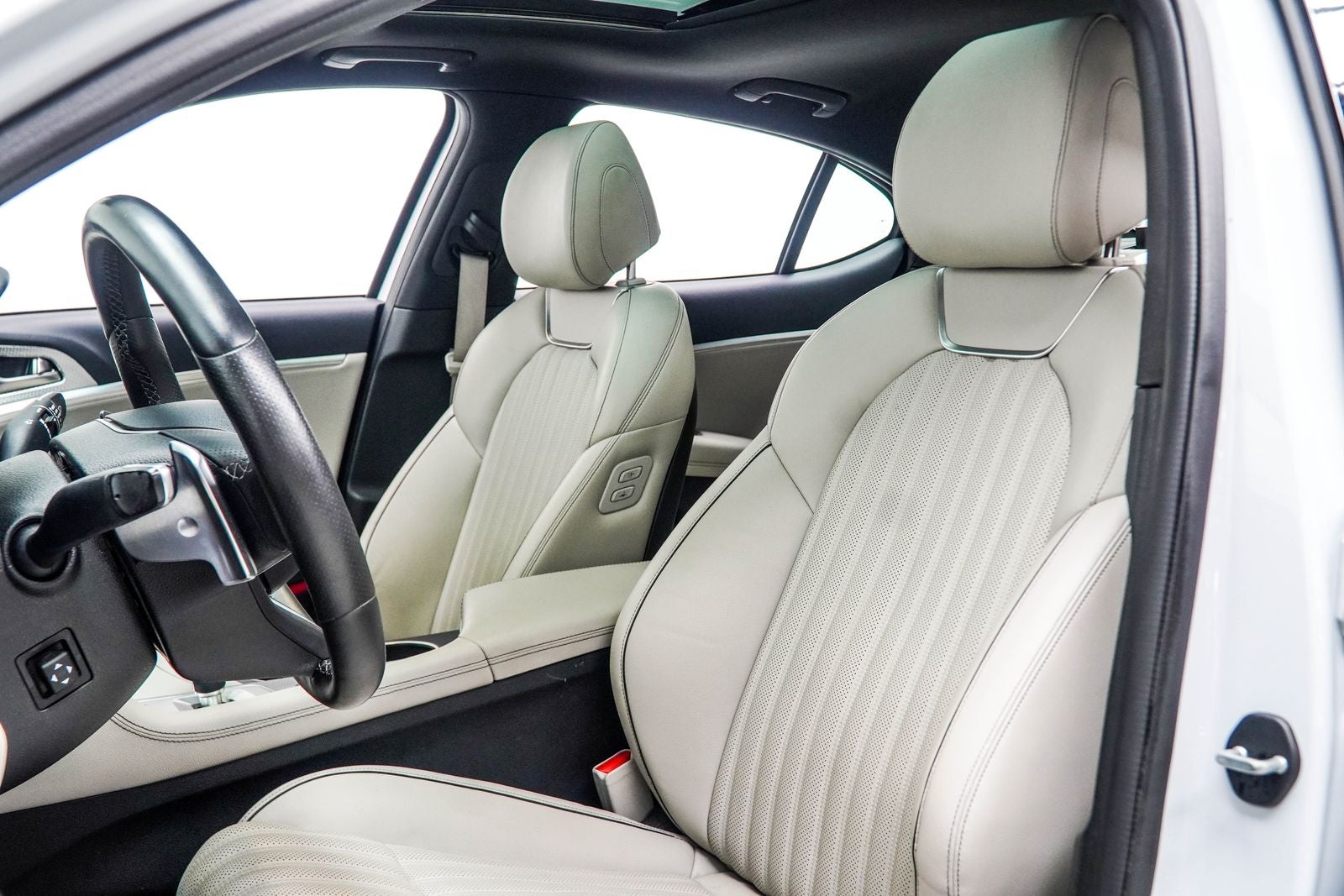 2022 Genesis G70 3.3T
