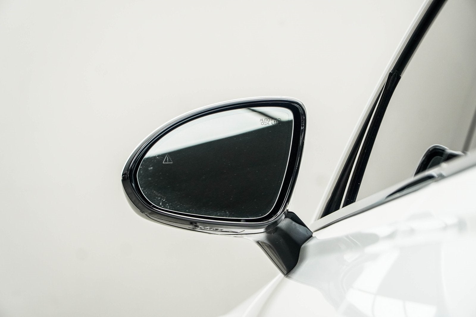 2023 Genesis G80 2.5T