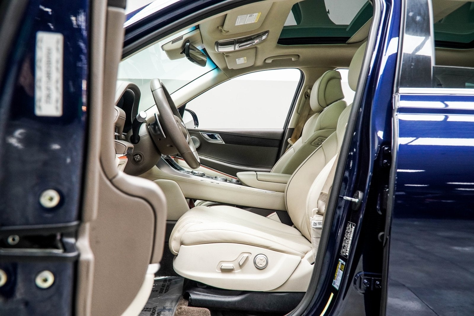 2023 Genesis GV80 2.5T