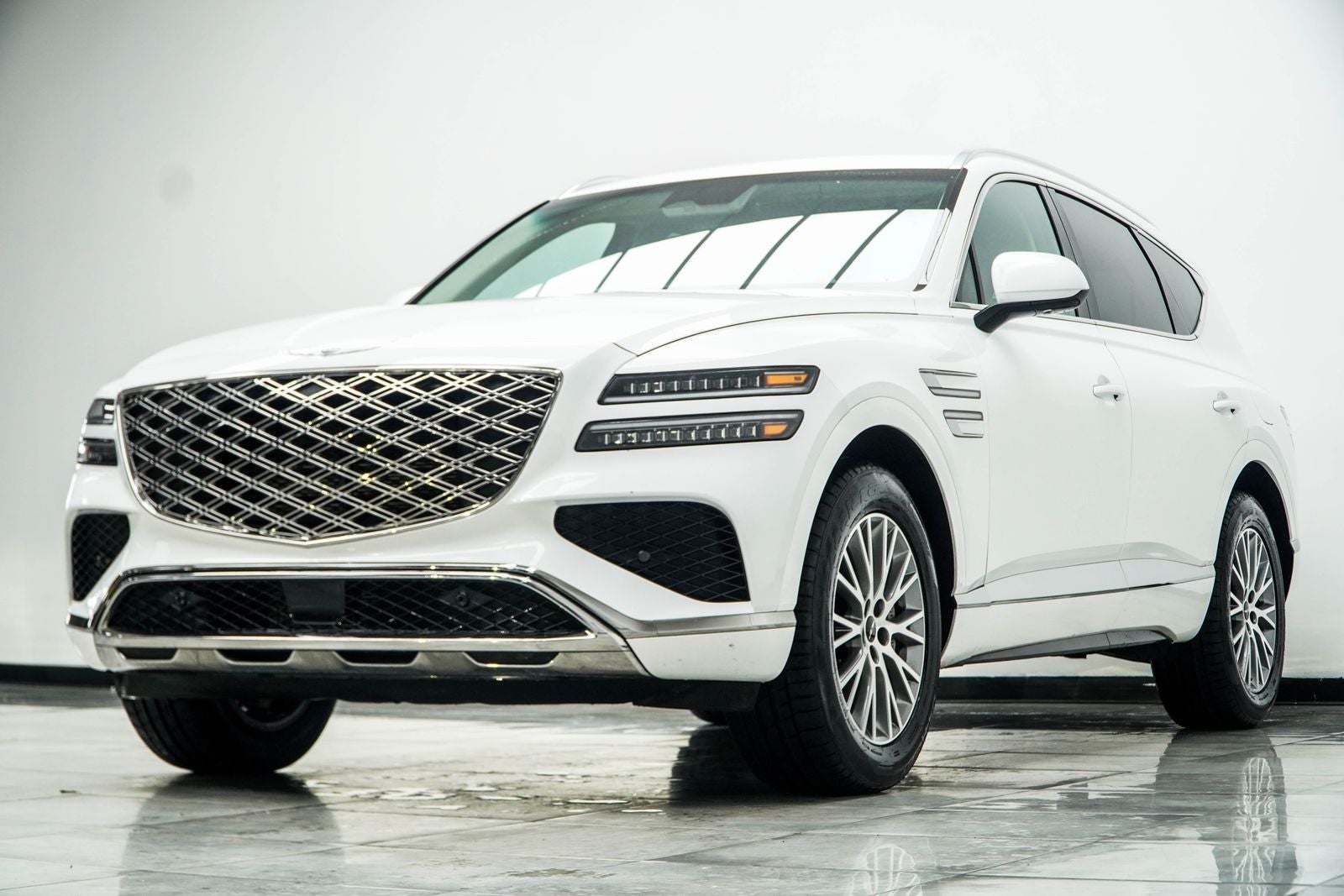 2025 Genesis GV80 2.5T