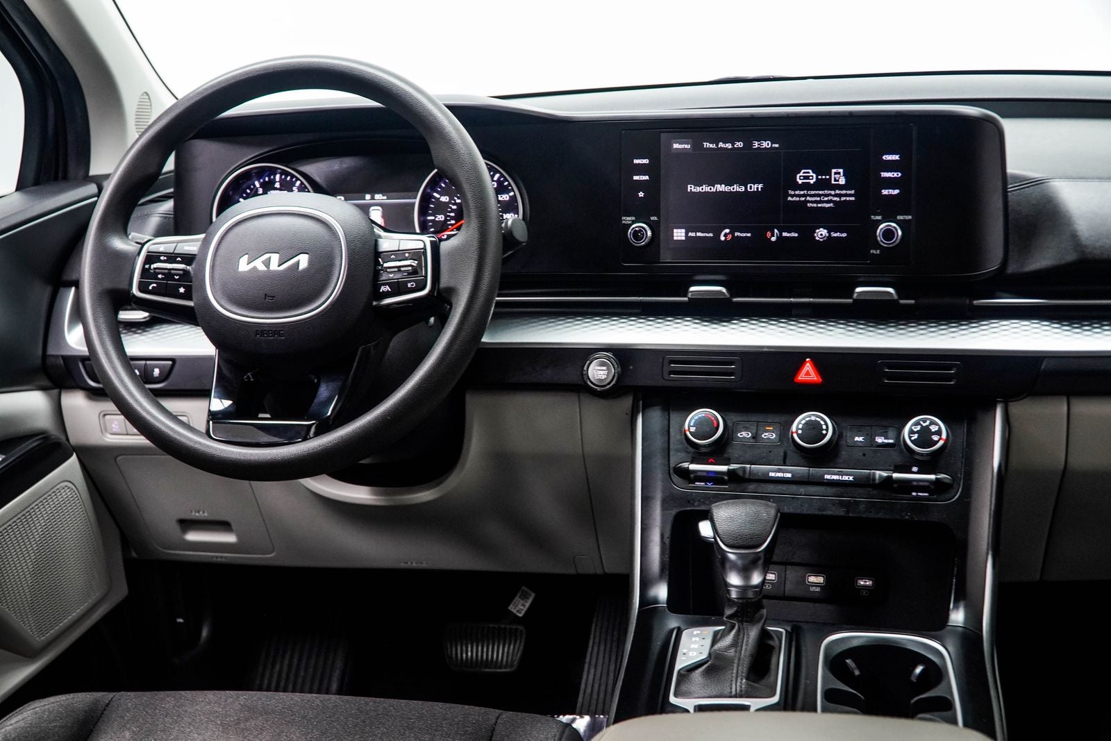 2023 Kia Carnival LX