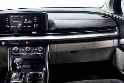 2023 Kia Carnival LX