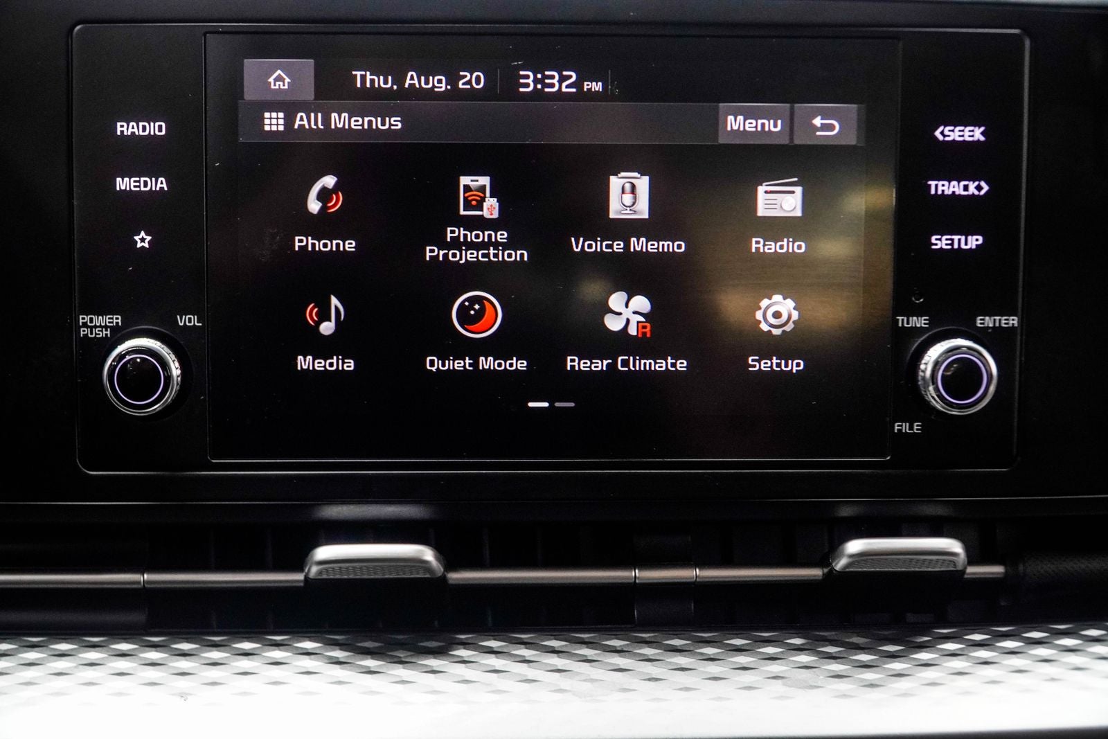 2023 Kia Carnival LX