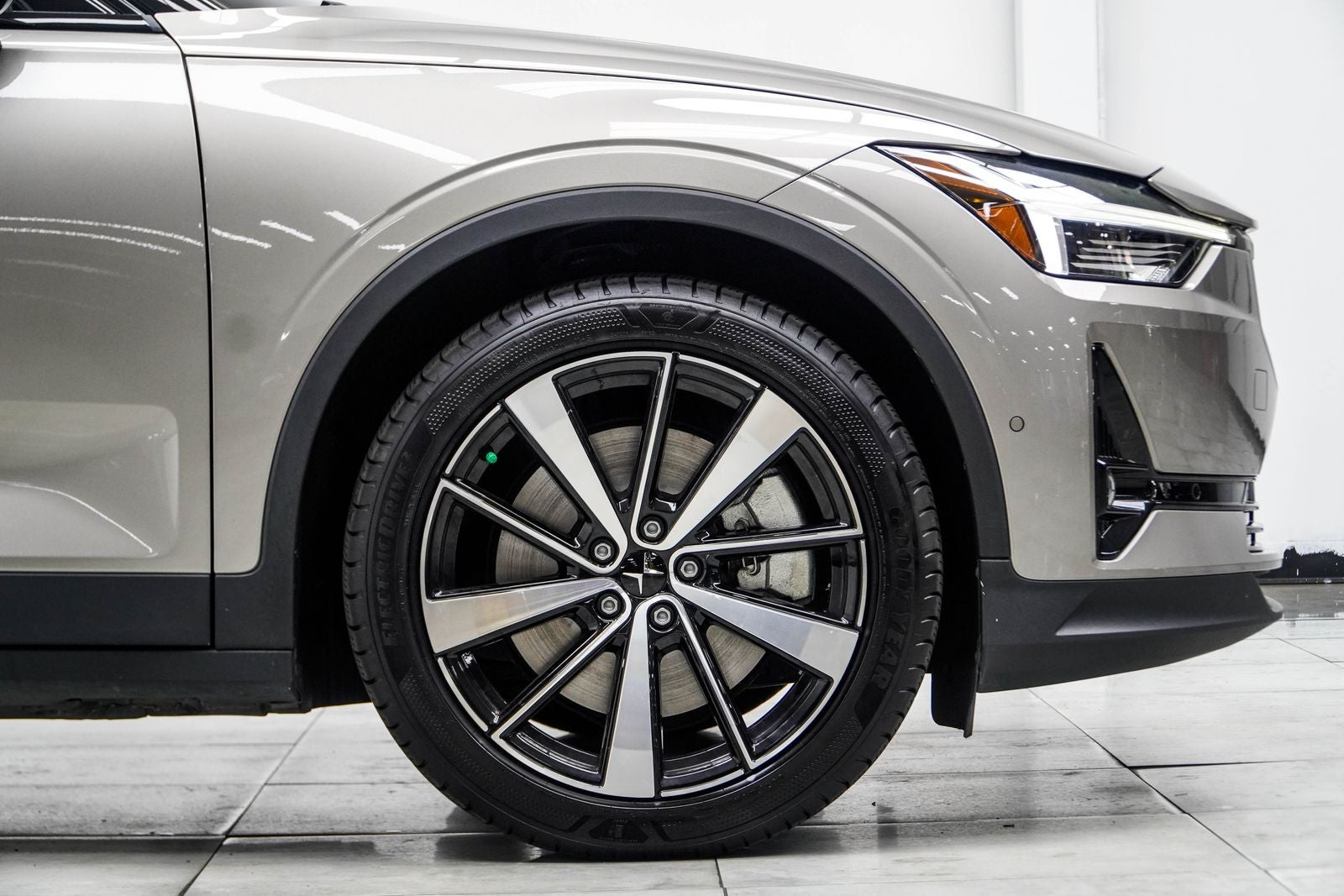 2022 Polestar 2 Long Range Dual Motor
