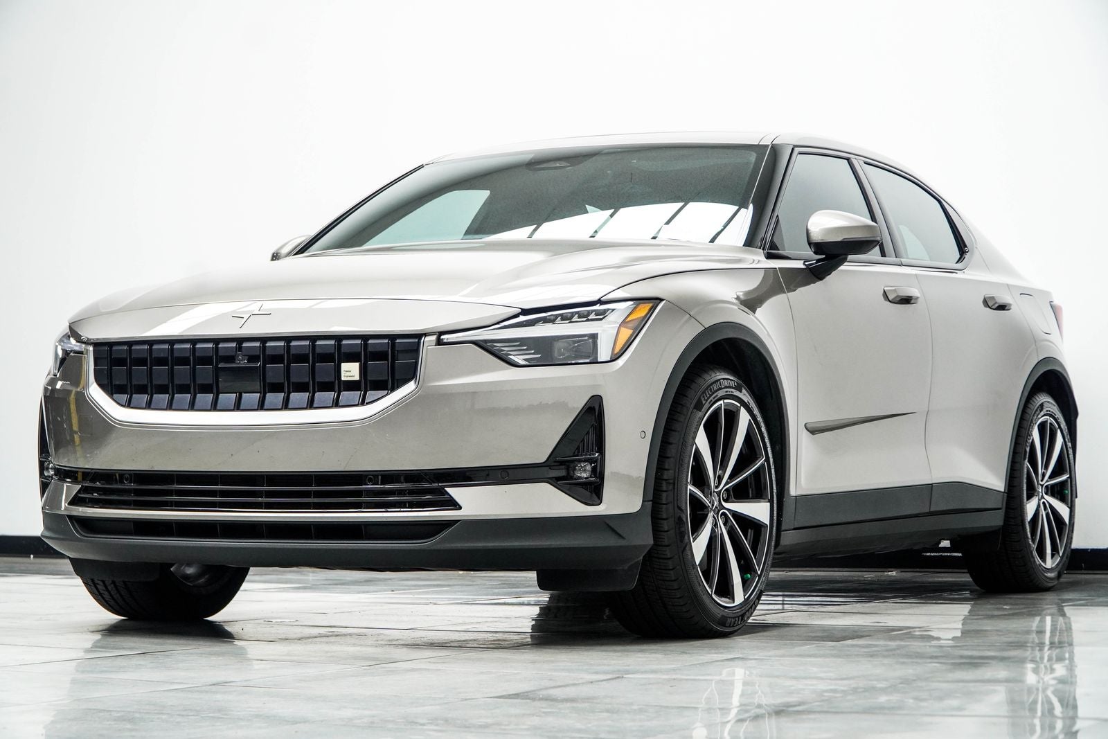 2022 Polestar 2 Long Range Dual Motor
