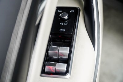 2023 Jaguar F-PACE P400 R-Dynamic S