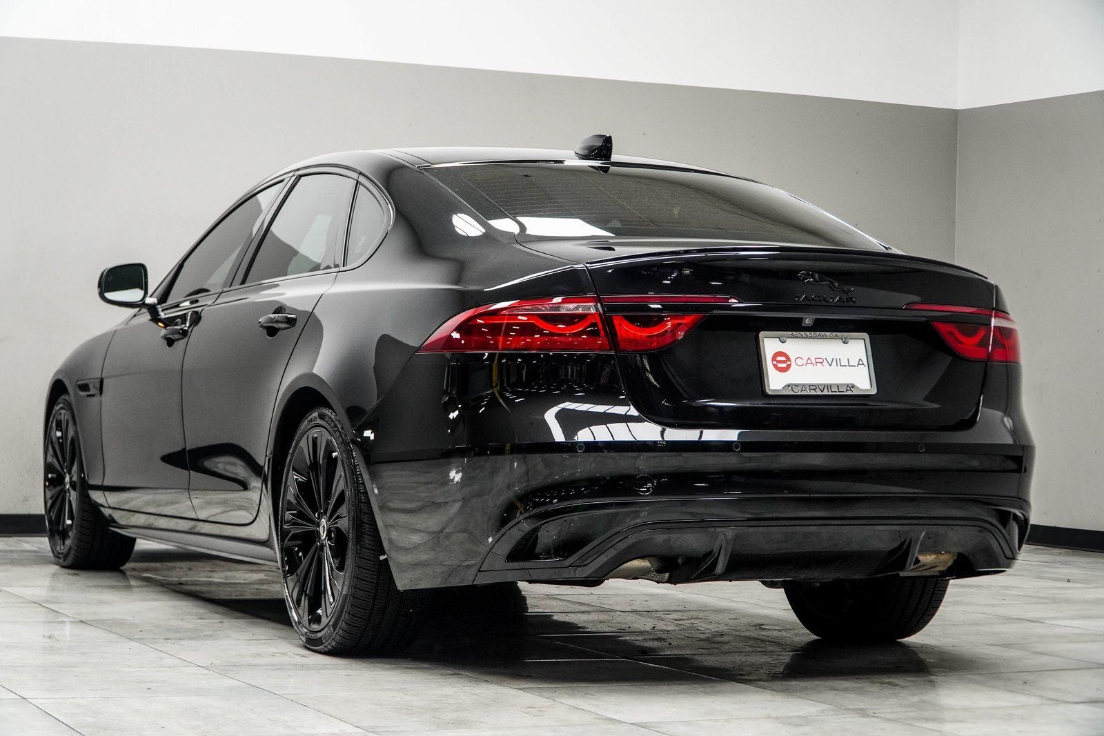 2024 Jaguar XF R-Dynamic SE