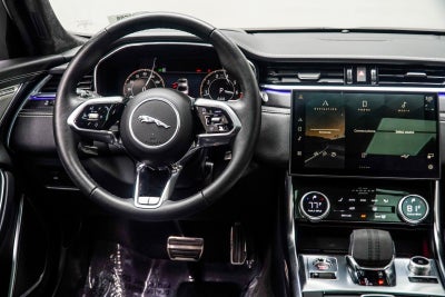 2024 Jaguar XF R-Dynamic SE