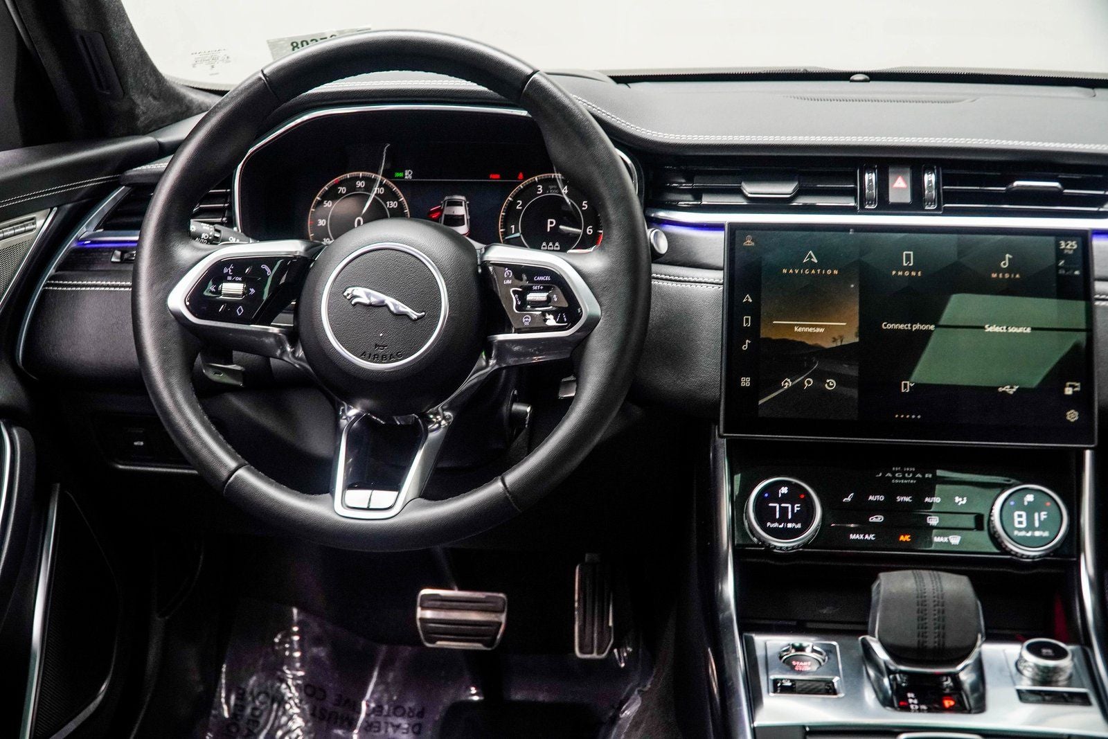 2024 Jaguar XF R-Dynamic SE