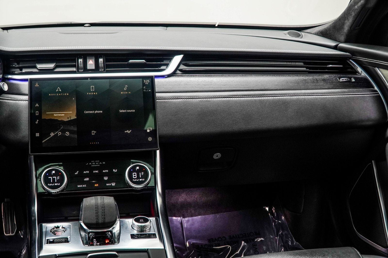 2024 Jaguar XF R-Dynamic SE