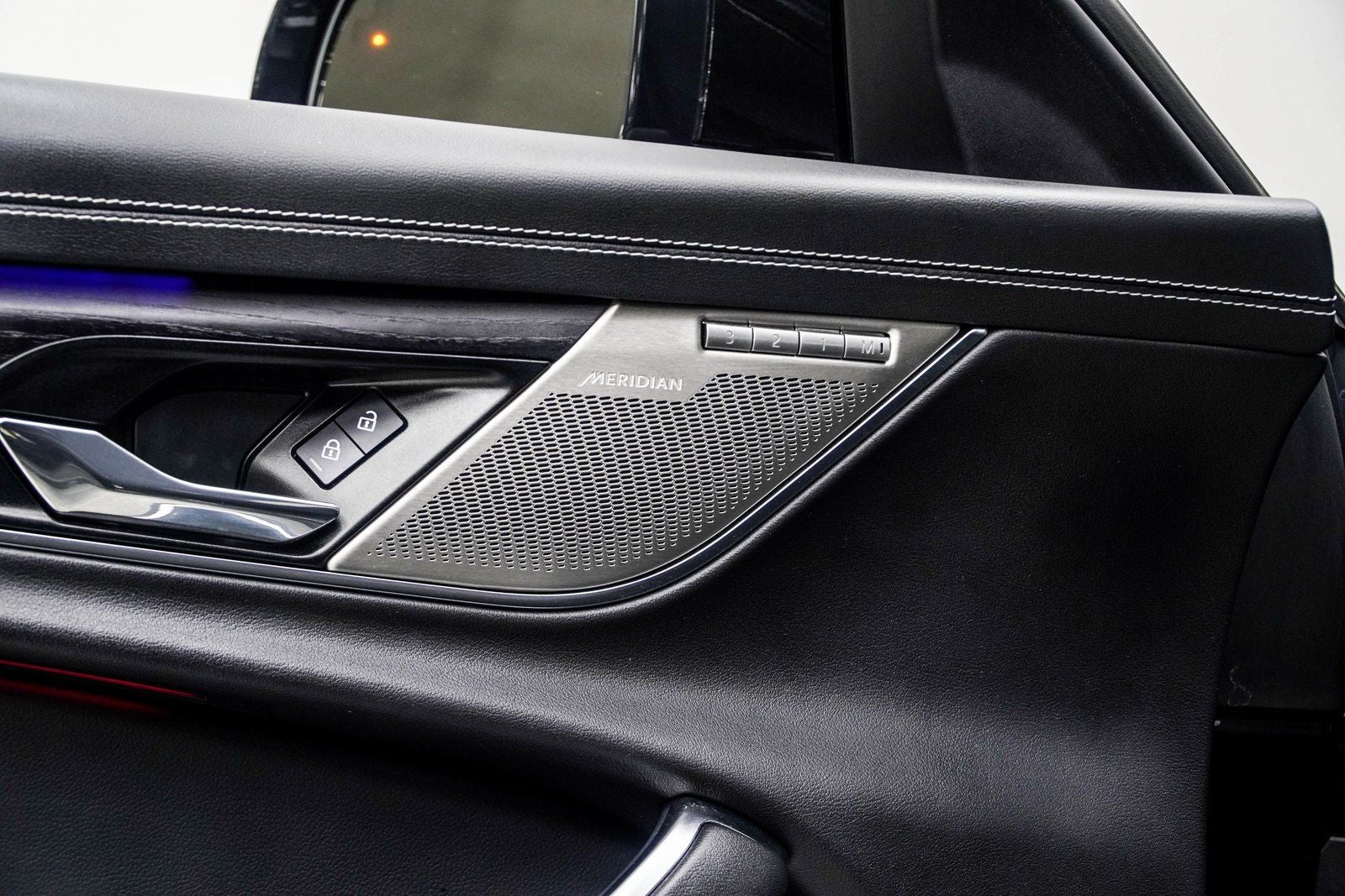 2024 Jaguar XF R-Dynamic SE