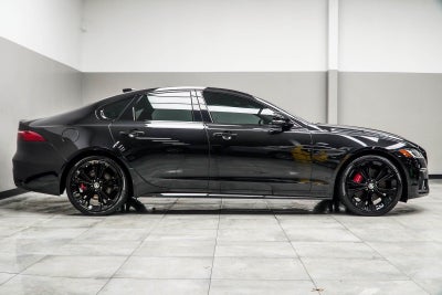 2024 Jaguar XF R-Dynamic SE