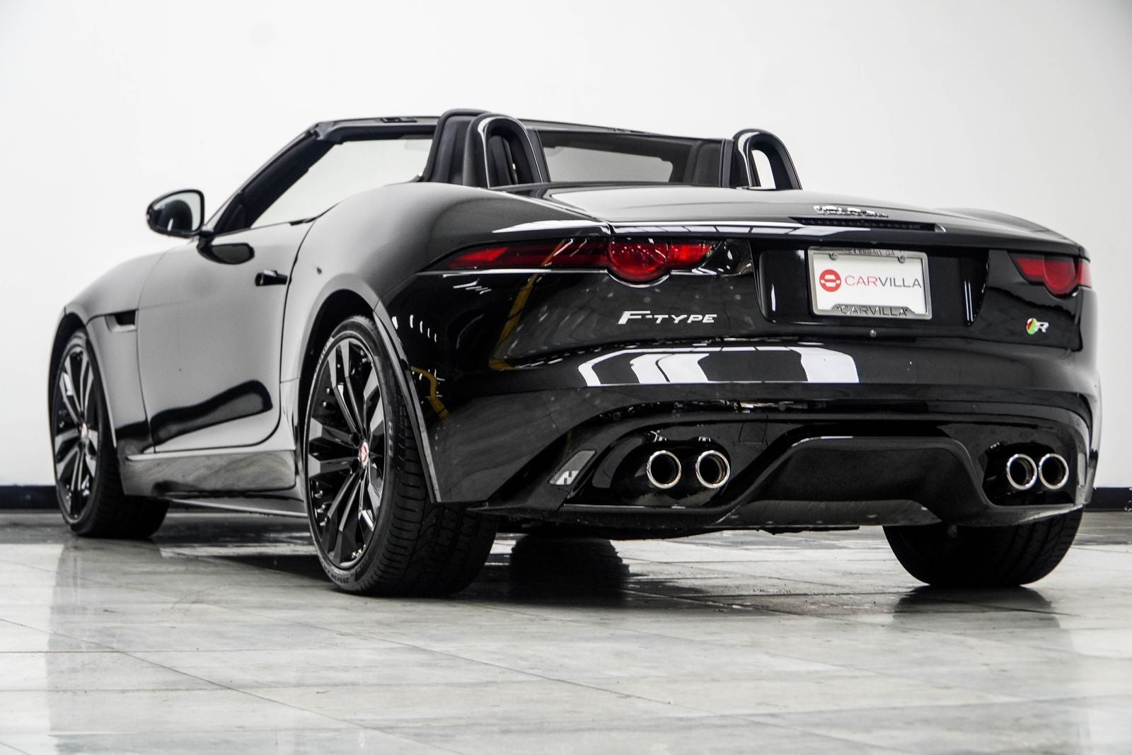 2019 Jaguar F-TYPE R
