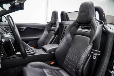 2019 Jaguar F-TYPE R