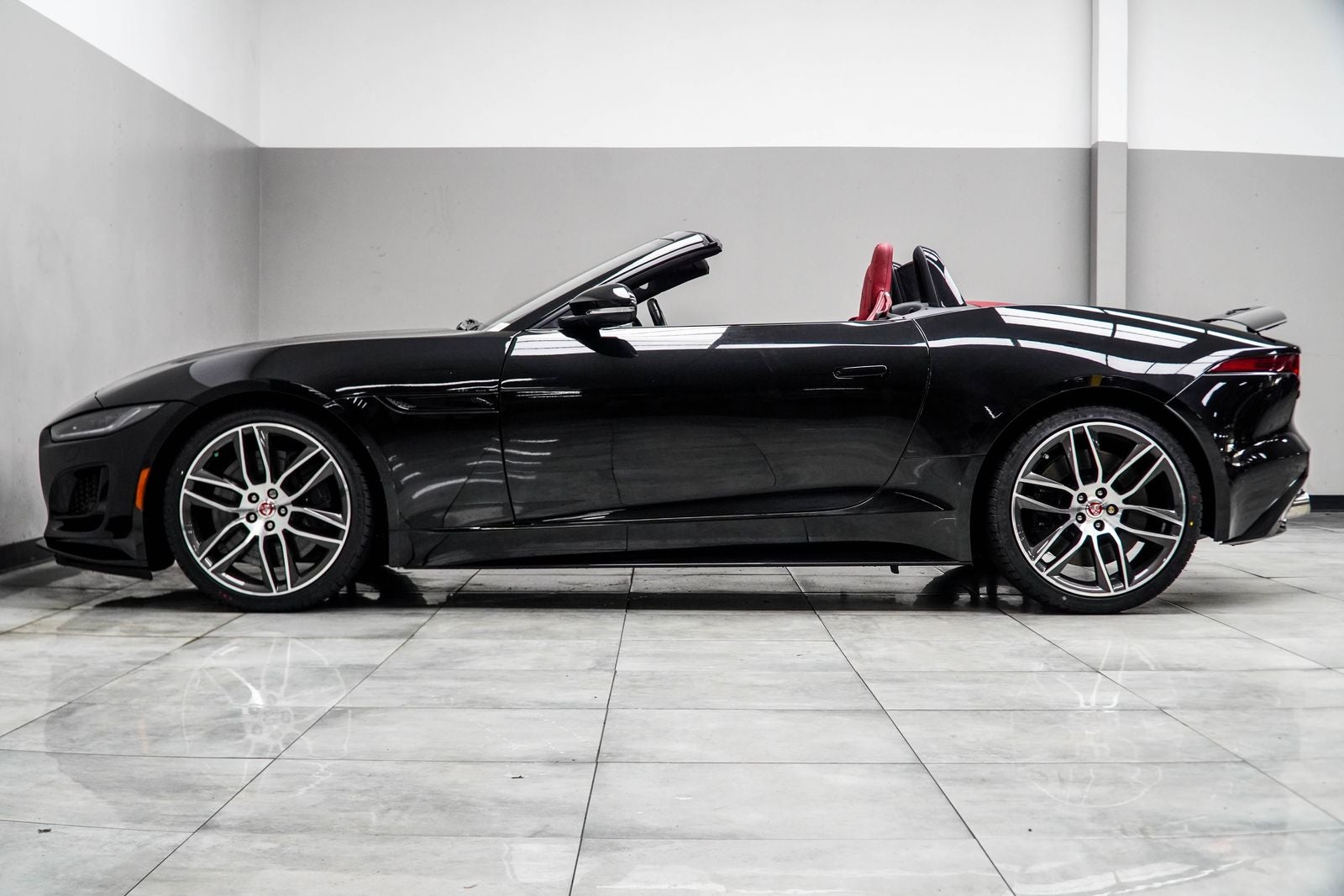 2023 Jaguar F-TYPE P450