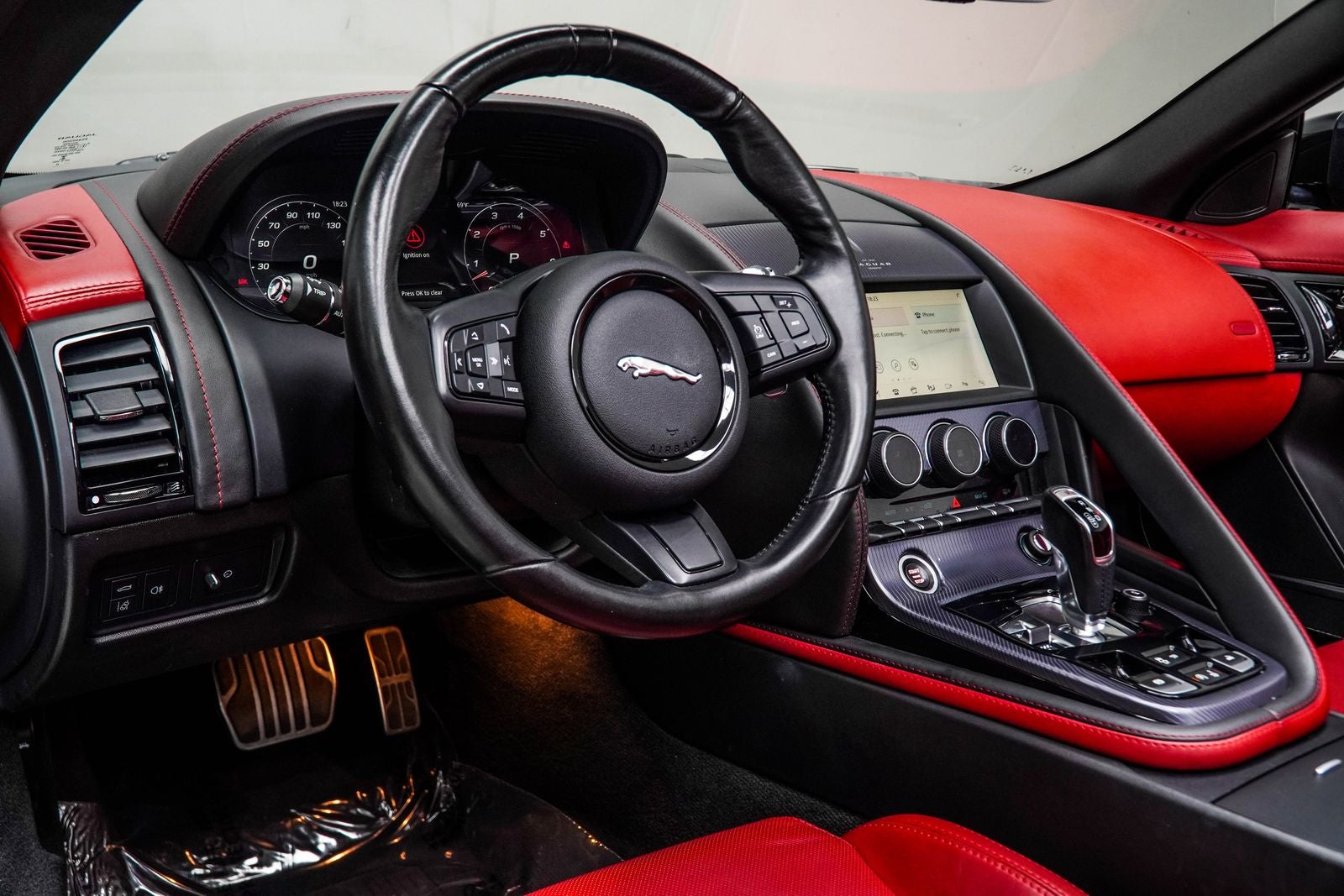 2023 Jaguar F-TYPE P450