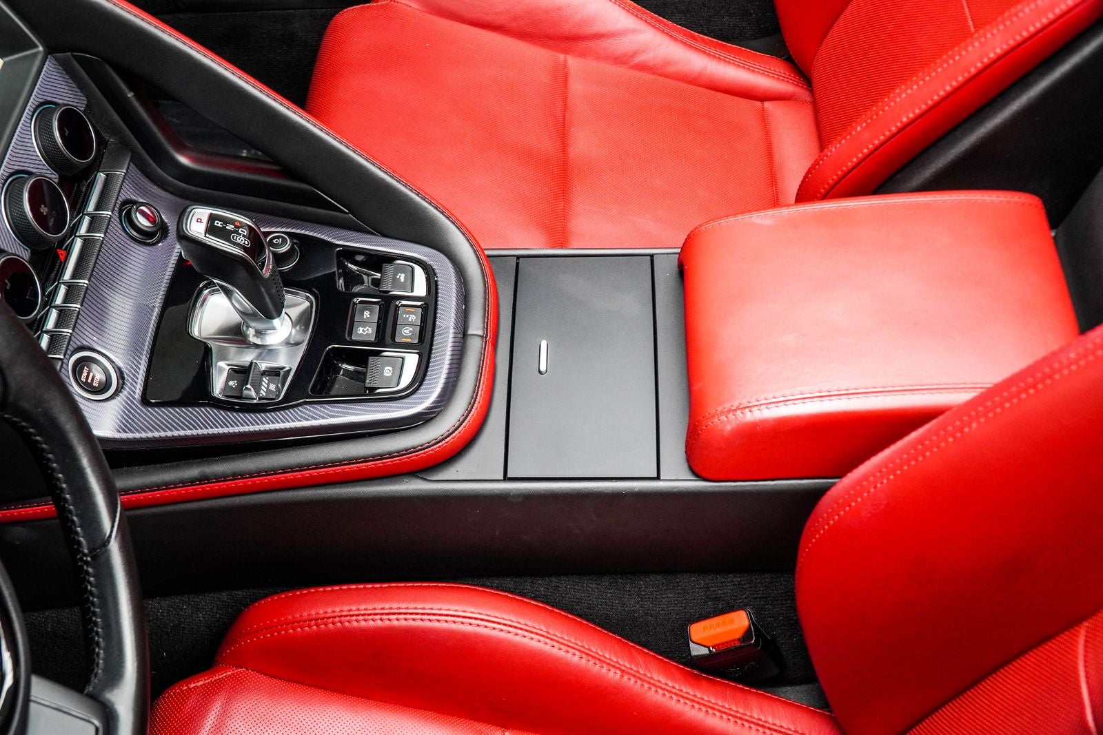 2023 Jaguar F-TYPE P450