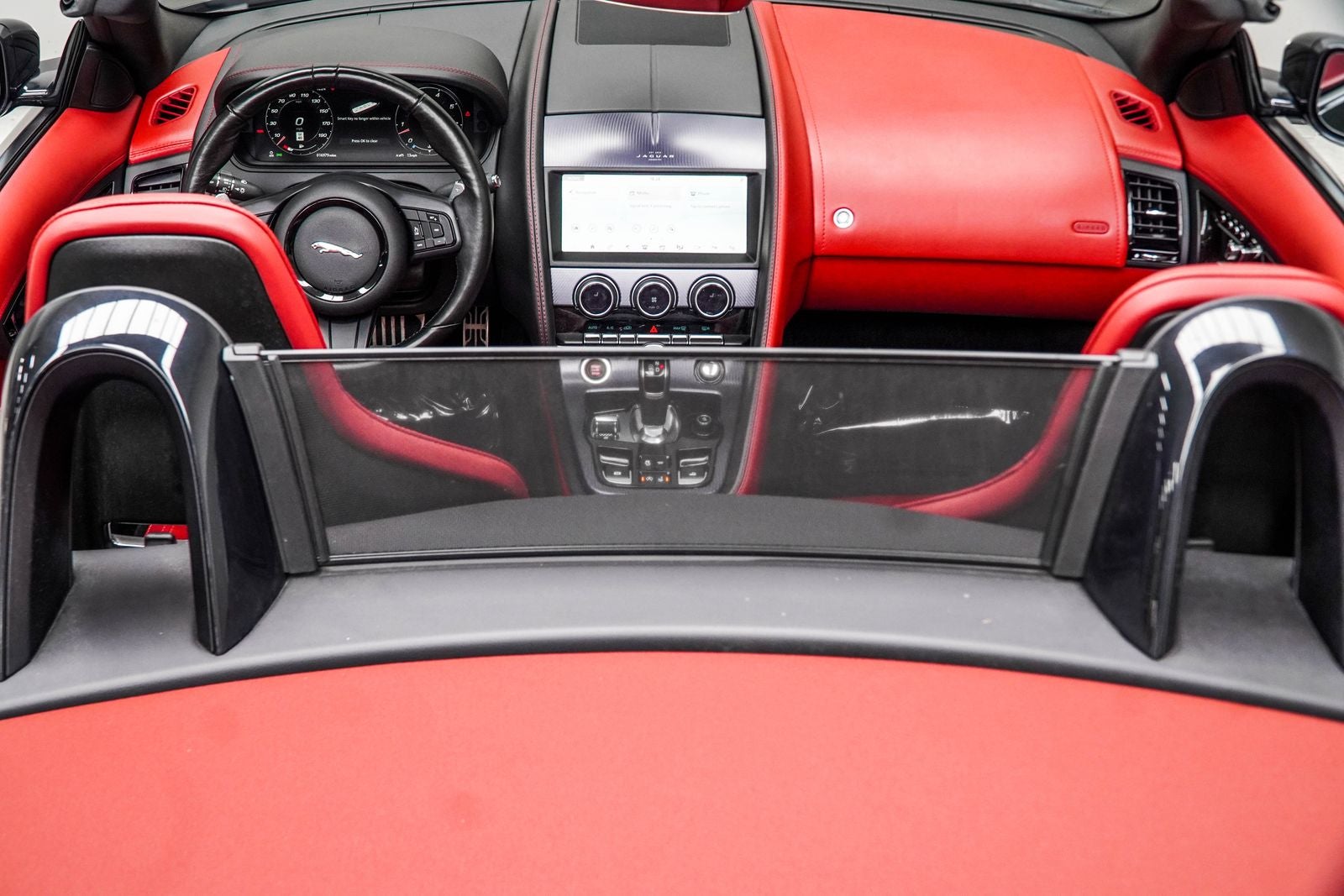 2023 Jaguar F-TYPE P450