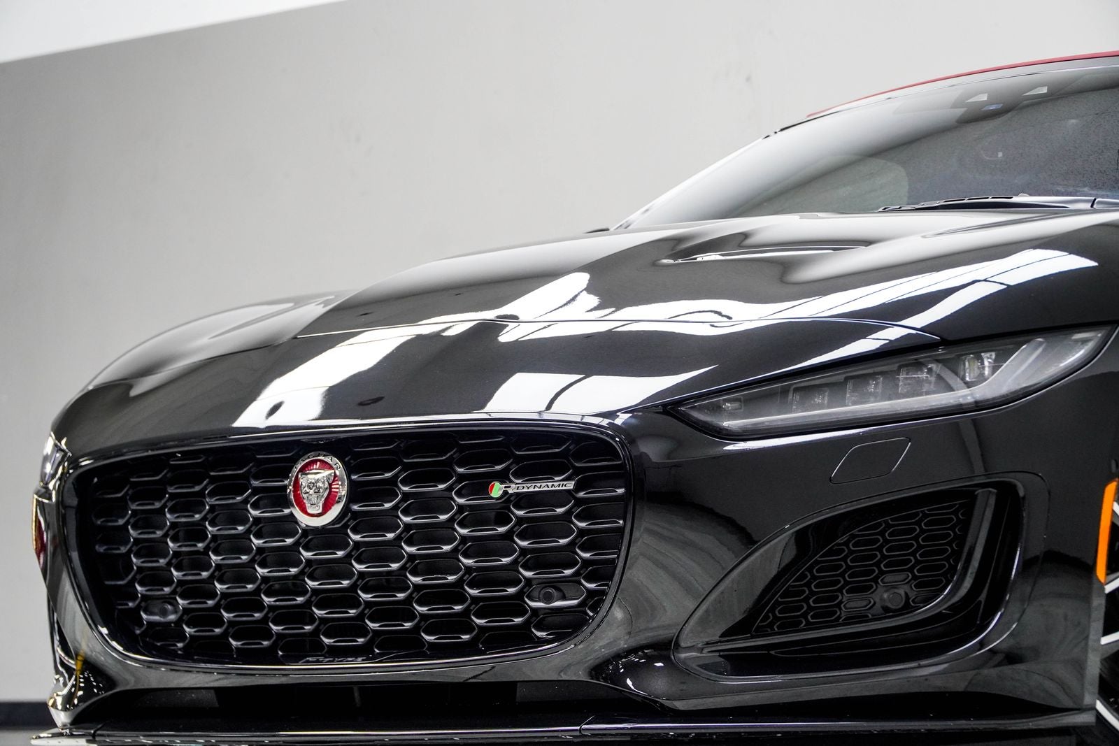 2023 Jaguar F-TYPE P450