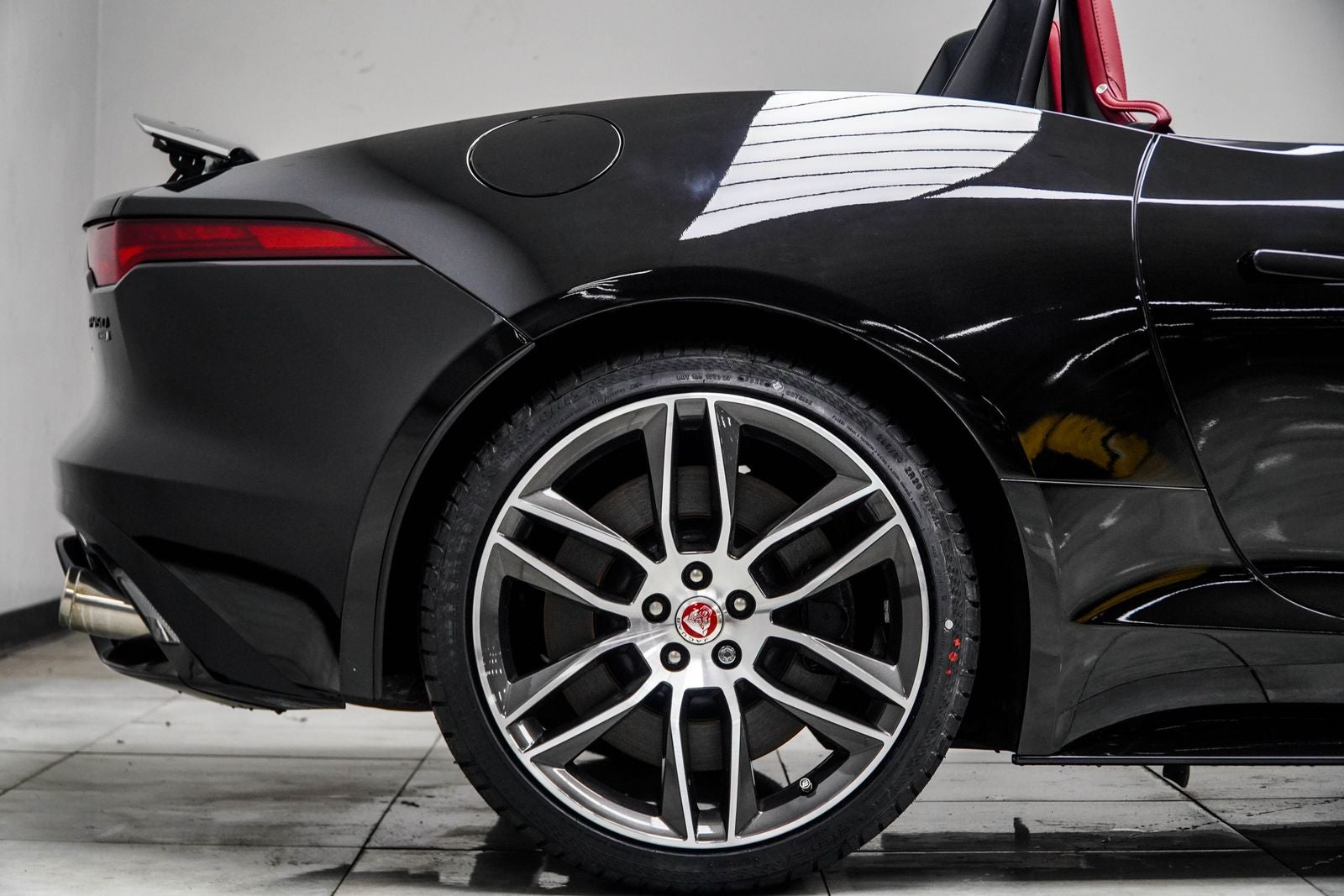 2023 Jaguar F-TYPE P450