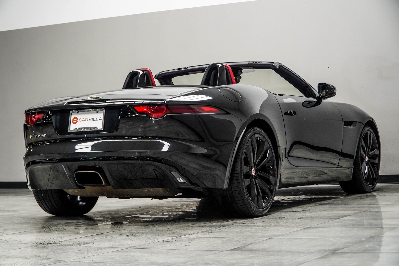 2019 Jaguar F-TYPE P300