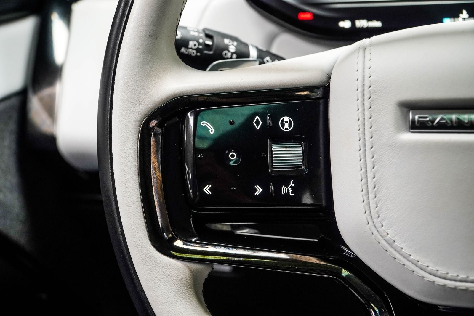 2024 Land Rover Range Rover Sport Dynamic SE