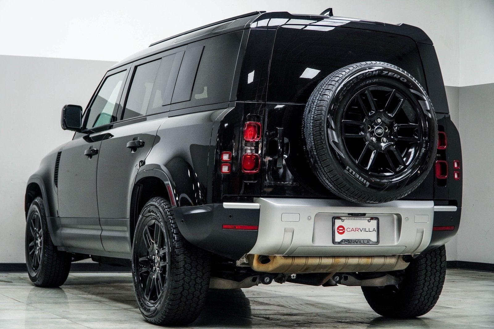 2025 Land Rover Defender 110 S