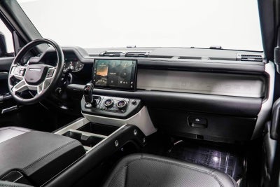 2025 Land Rover Defender 110 S