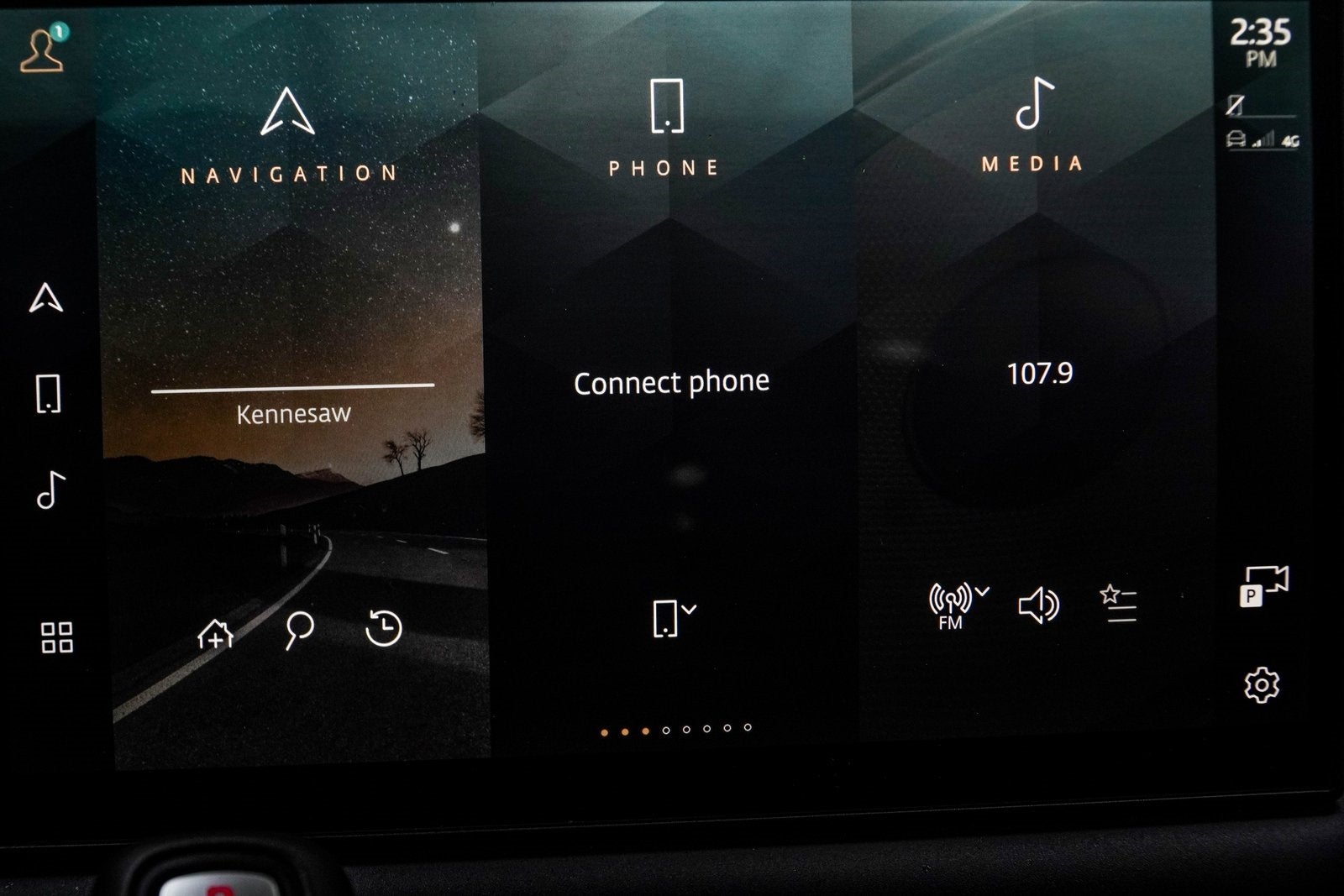 2025 Land Rover Defender 110 S