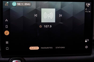 2025 Land Rover Defender 110 S