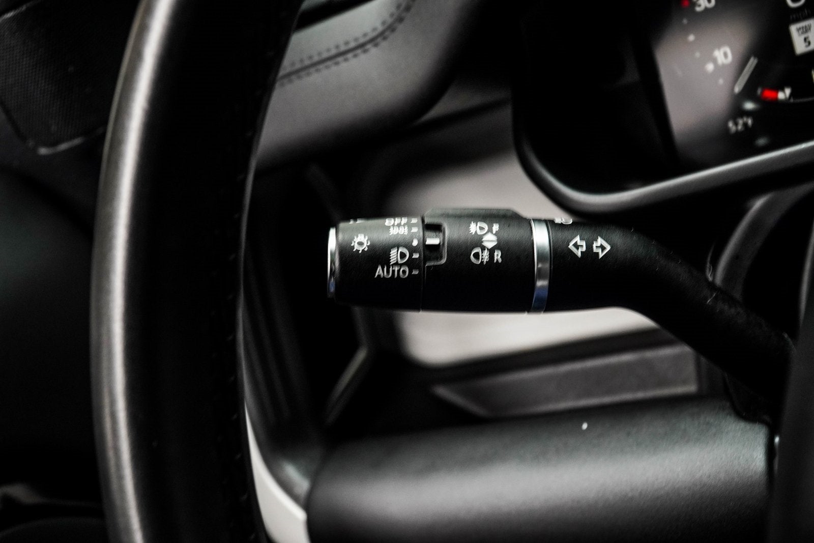 2025 Land Rover Defender 110 S