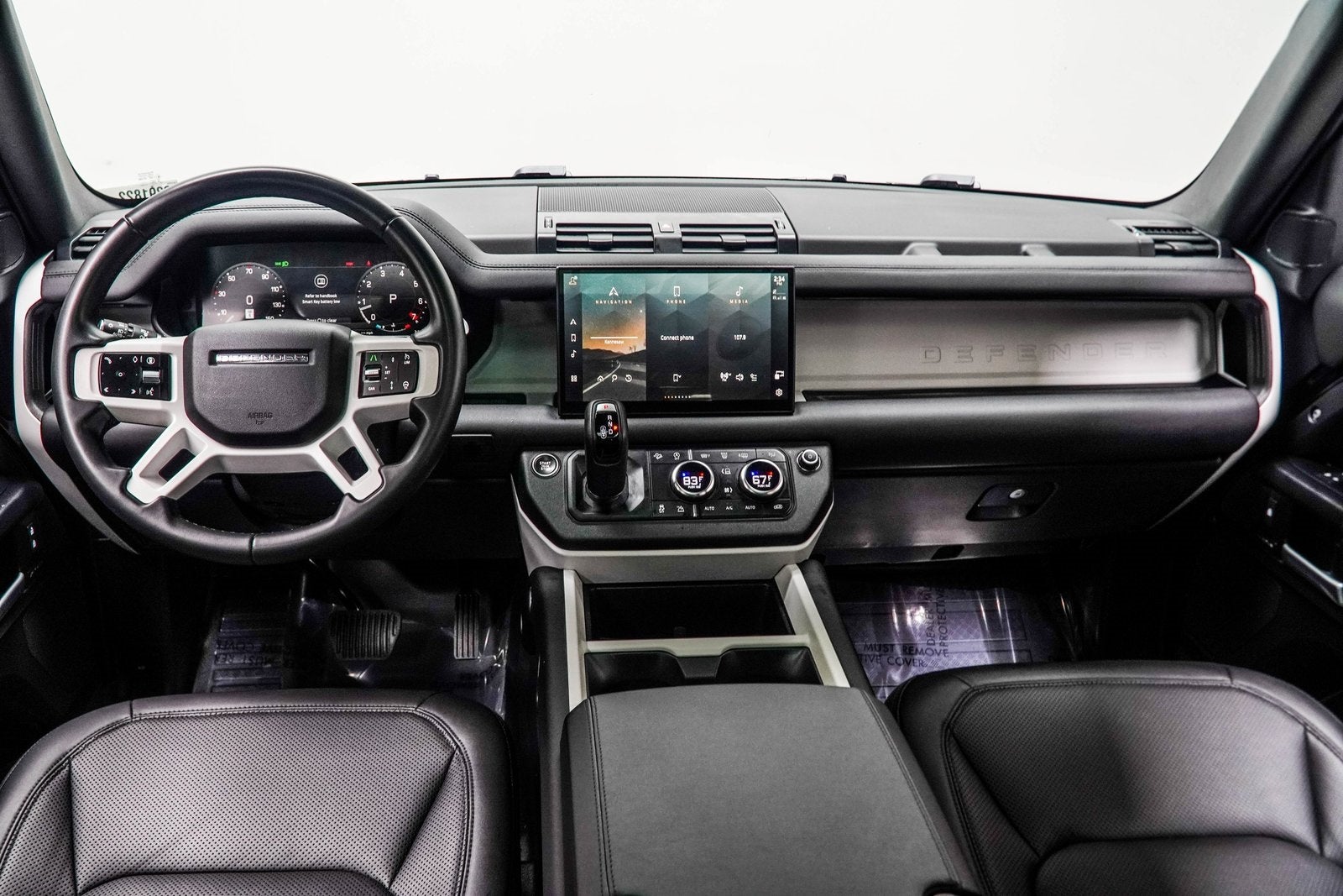 2025 Land Rover Defender 110 S