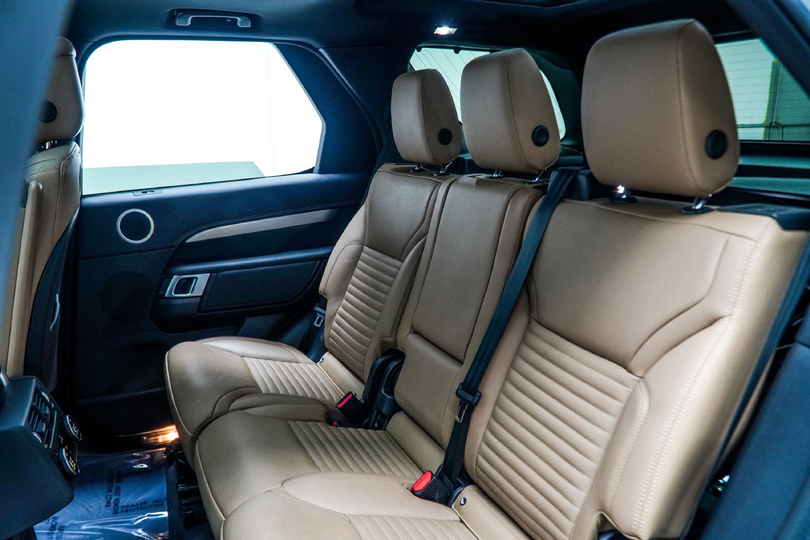 2024 Land Rover Discovery Dynamic SE