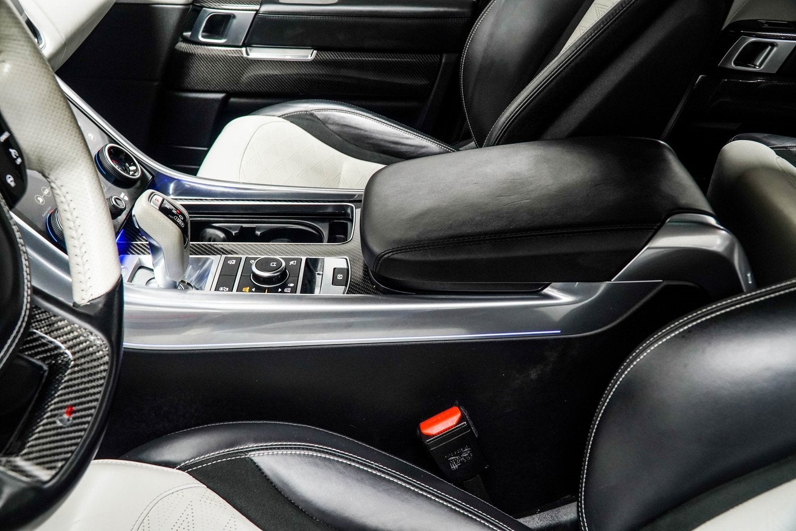 2021 Land Rover Range Rover Sport SVR