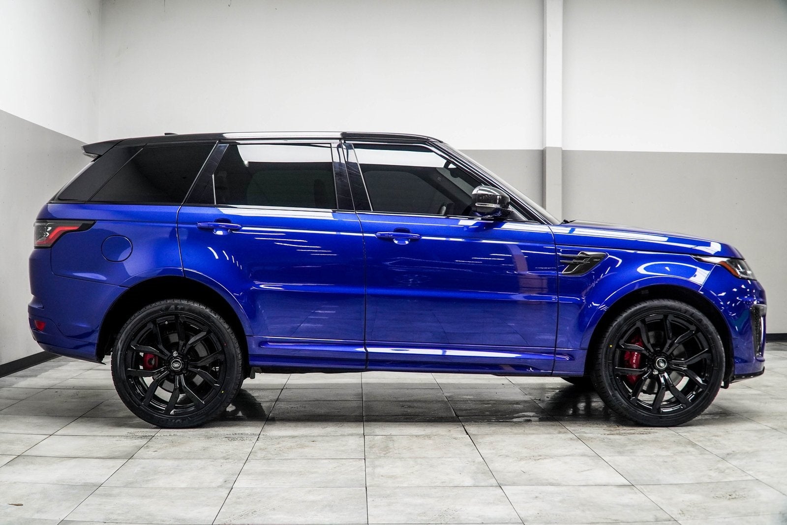 2021 Land Rover Range Rover Sport SVR
