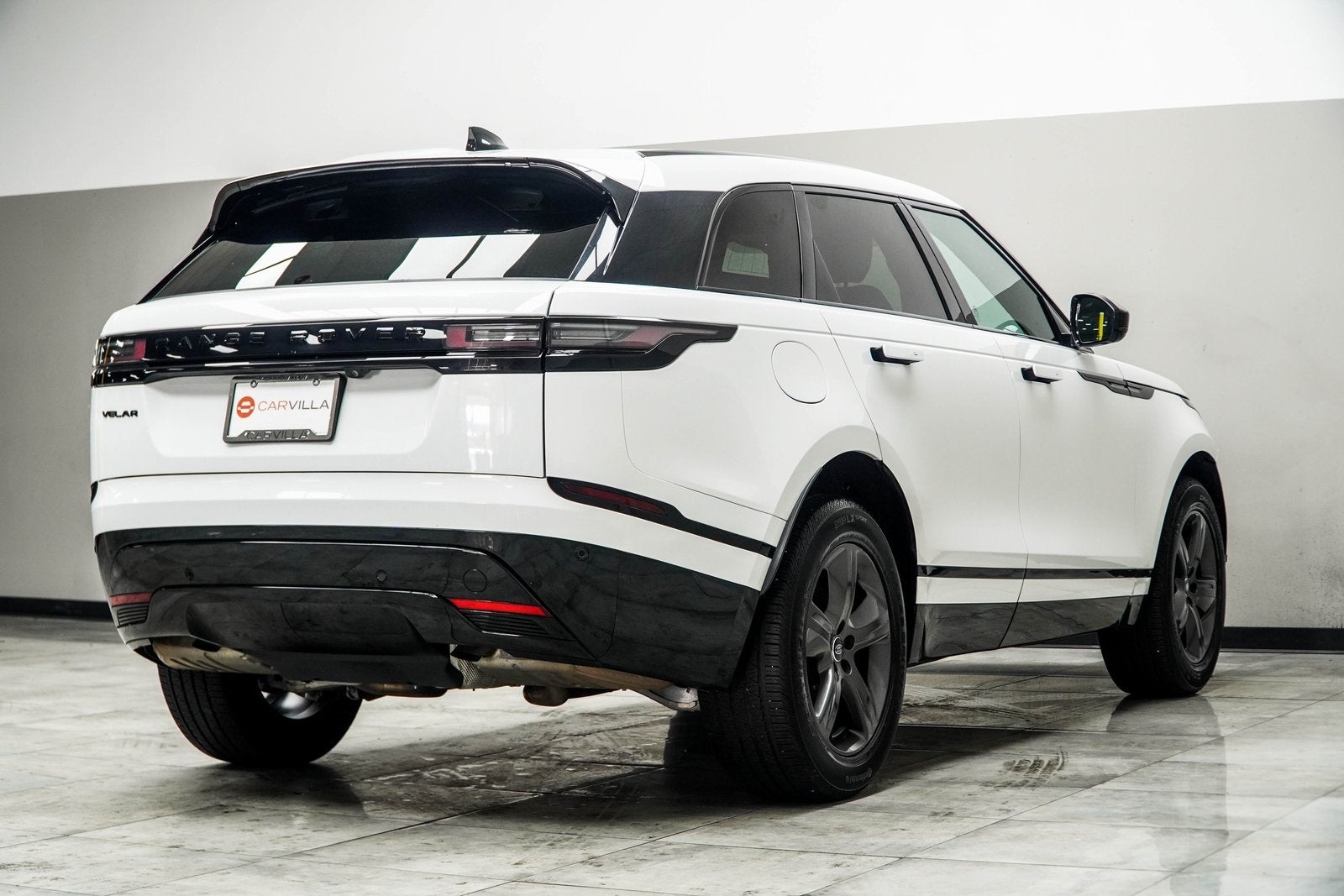 2025 Land Rover Range Rover Velar Dynamic SE