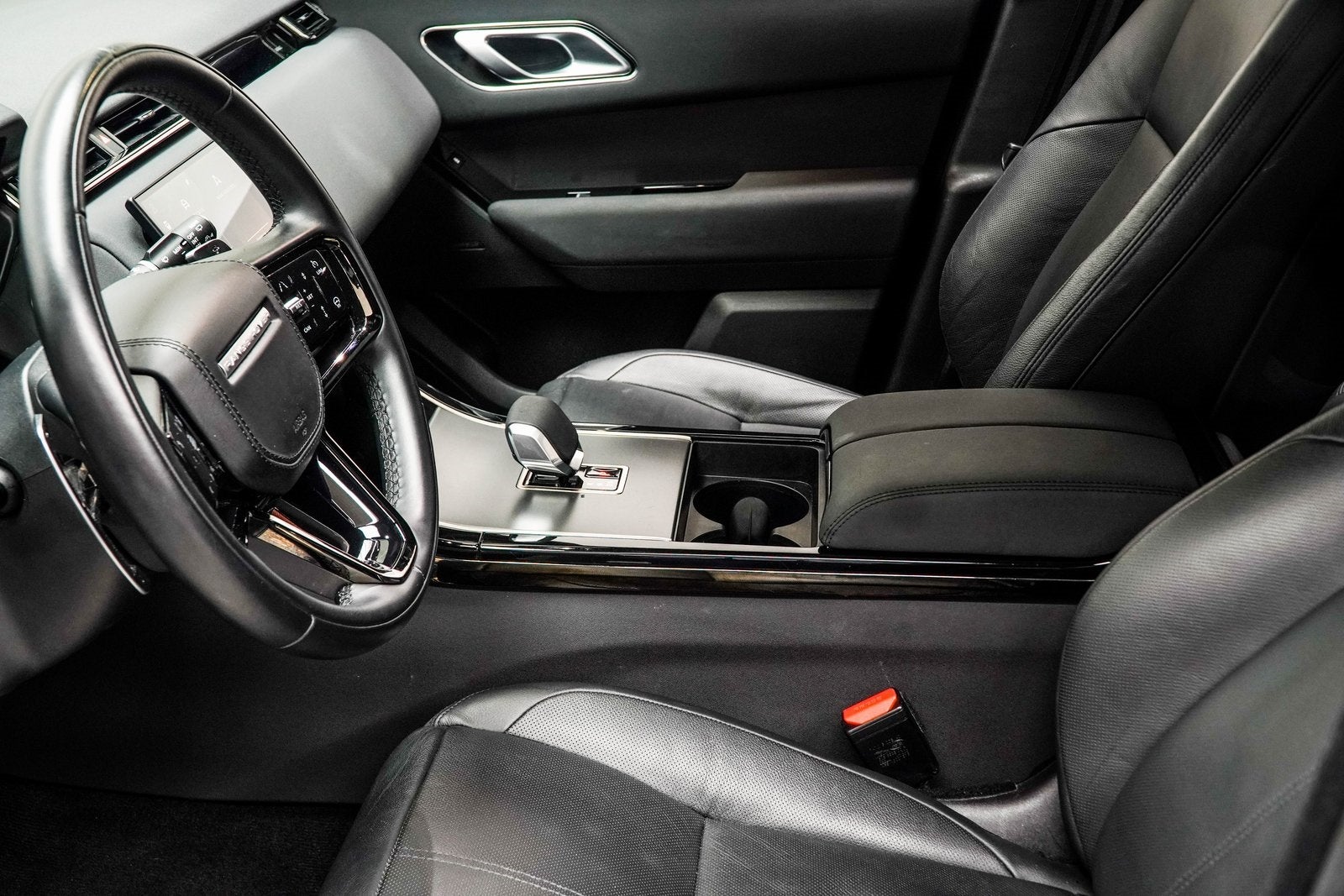 2025 Land Rover Range Rover Velar Dynamic SE