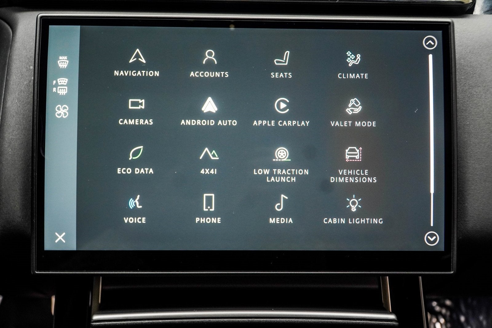 2025 Land Rover Range Rover Velar Dynamic SE