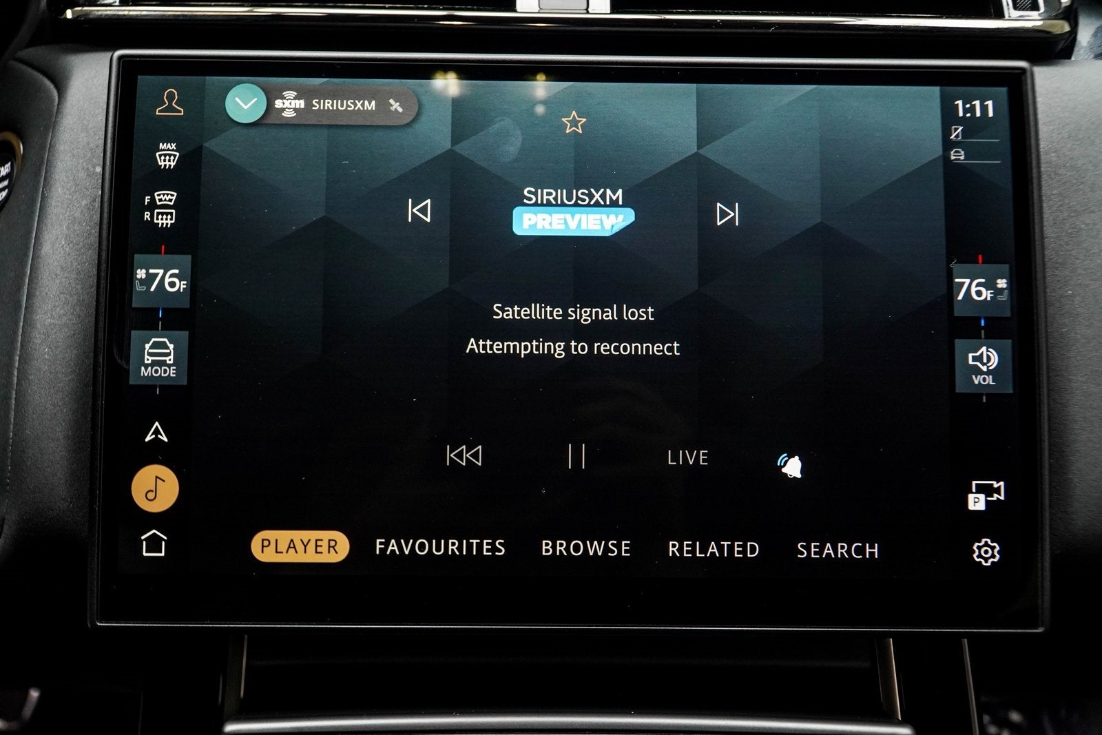 2025 Land Rover Range Rover Velar Dynamic SE