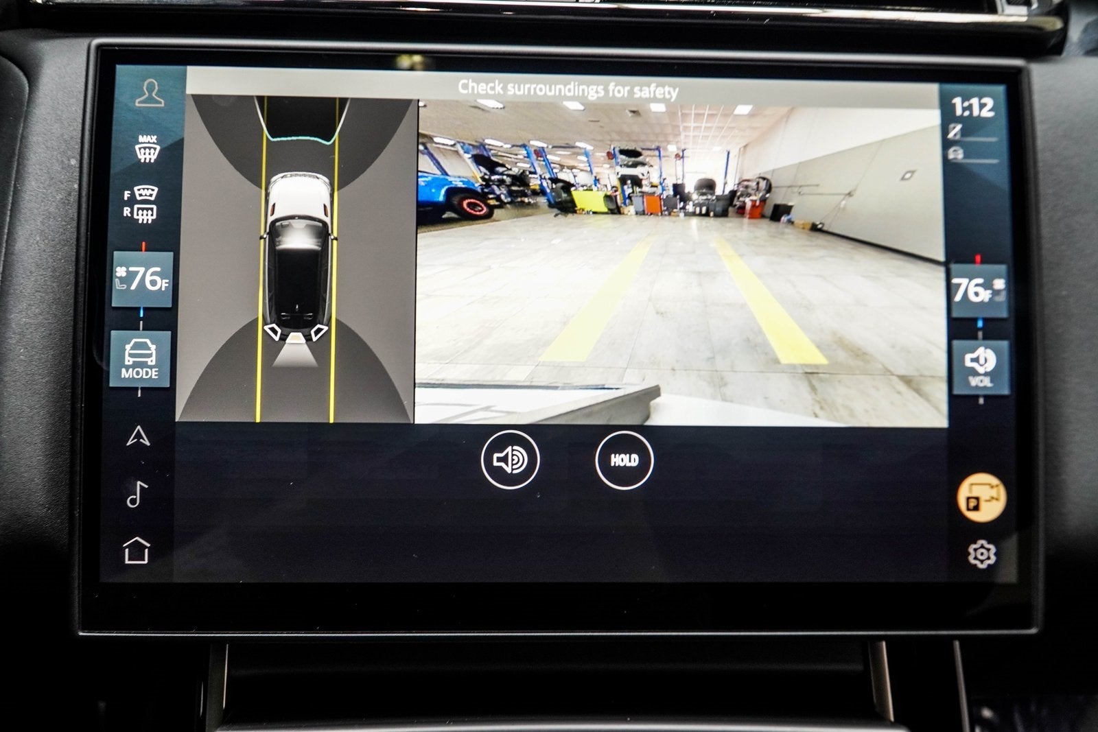 2025 Land Rover Range Rover Velar Dynamic SE