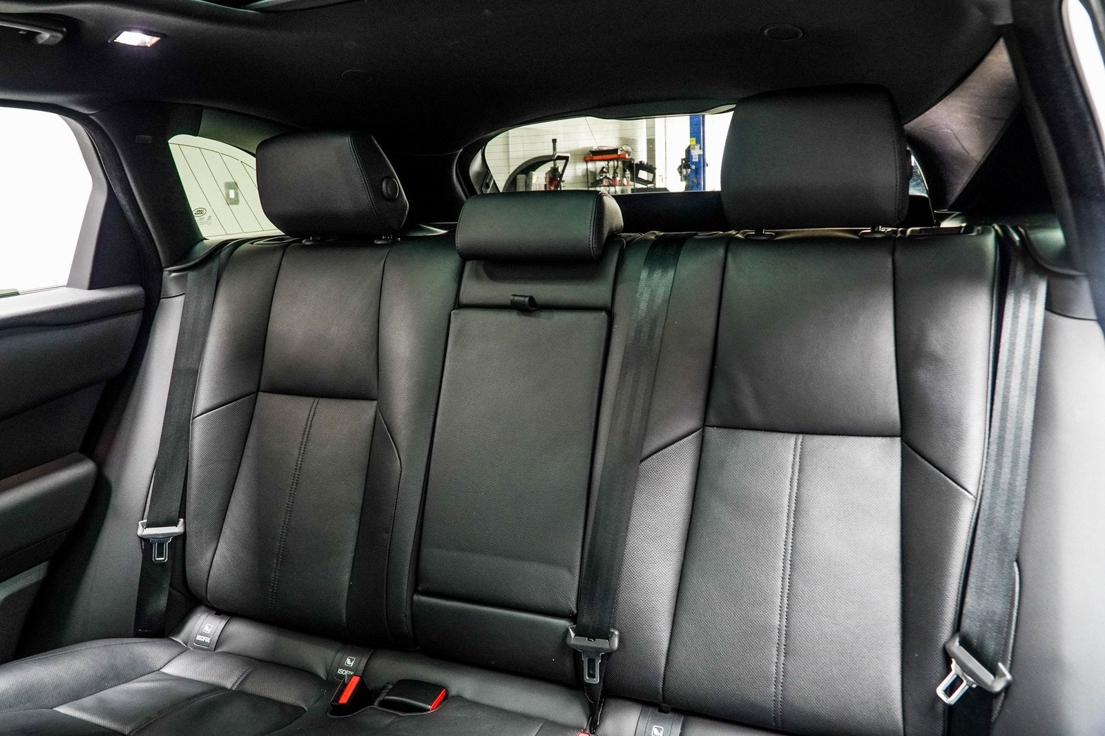 2025 Land Rover Range Rover Velar Dynamic SE