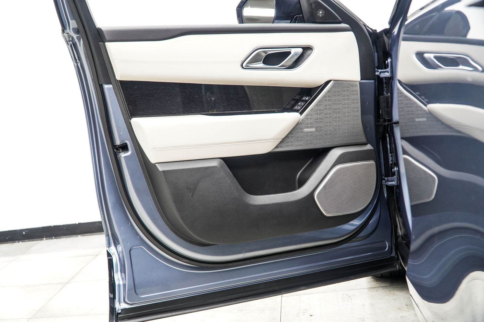 2020 Land Rover Range Rover Velar HSE R-Dynamic